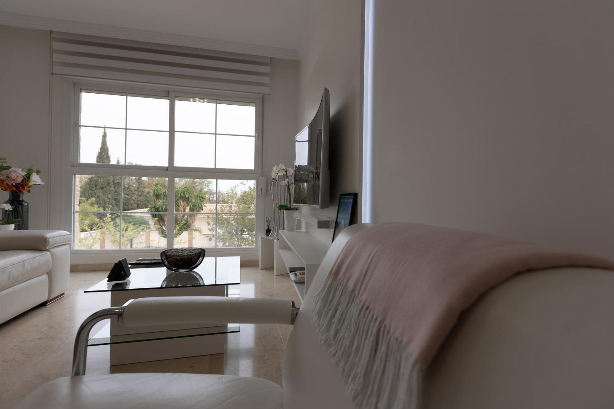 Magnifique, Luxueux En Apartment